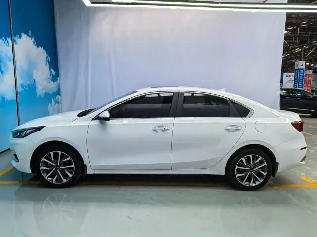 Kia K3 — Фото автомобиля 9