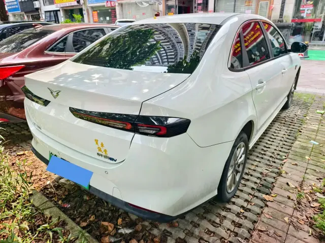 Kaiyi Xuandu EV — Фото автомобиля 7