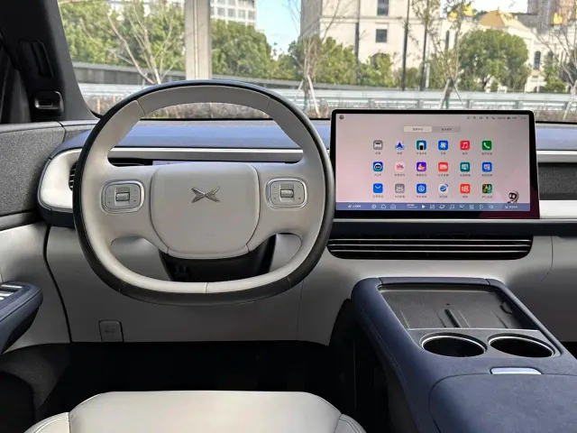 Xpeng G6 — Фото автомобиля 7