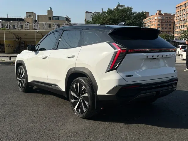 Geely Boyue L — Фото автомобиля 8