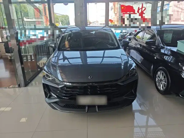 Dongfeng Yixuan — Фото автомобиля 2