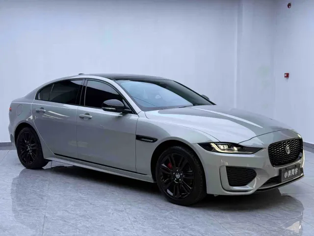 Jaguar XEL — Фото автомобиля 3