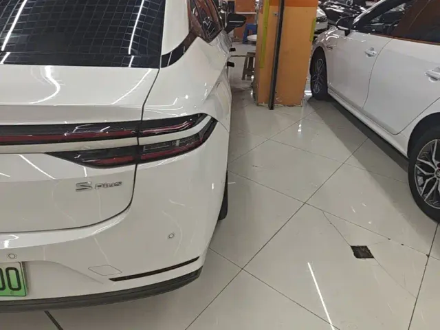 GAC Aion S Plus — Фото автомобиля 7