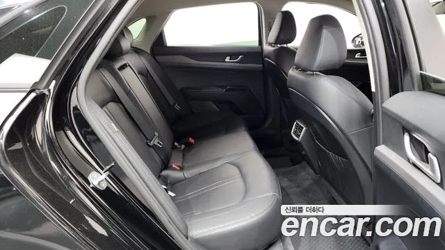 Kia K5 Generation 3 — Фото автомобиля 17