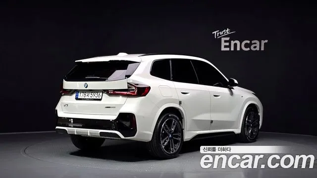 BMW X1 — Фото автомобиля 2