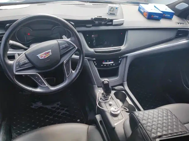 Cadillac XT5 — Фото автомобиля 12