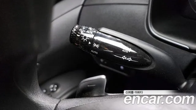 Hyundai Tucson Tucson (NX4) Дизель 2.0 2WD — Фото автомобиля 28