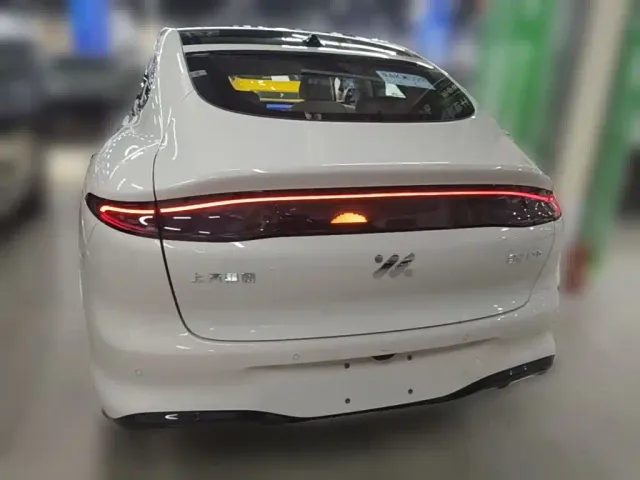 IM Motors LS6 — Фото автомобиля 7