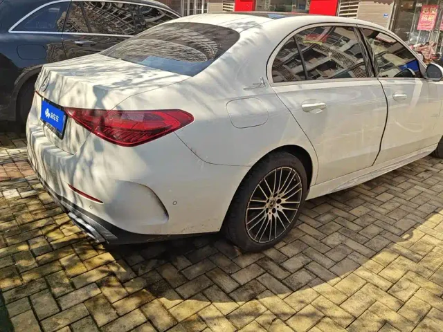 Mercedes-Benz C-Class — Фото автомобиля 3