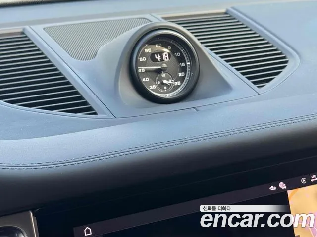 Porsche Macan — Фото автомобиля 13
