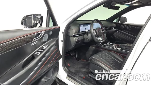 Genesis GV80 — Фото автомобиля 9