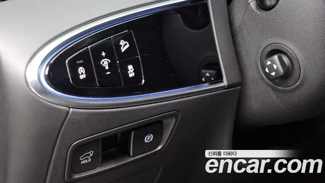 Genesis GV70 — Фото автомобиля 19