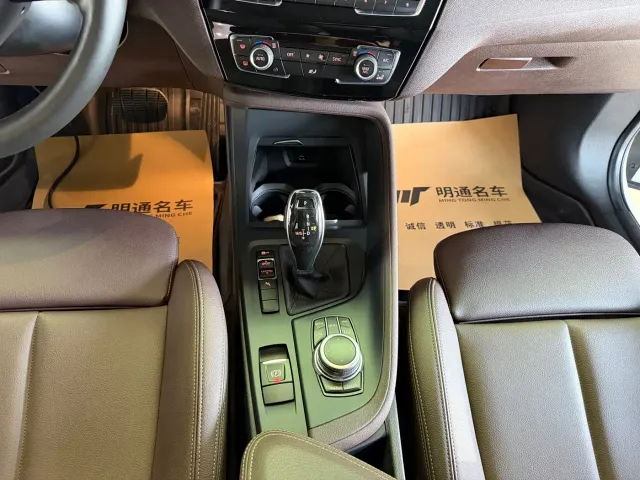 BMW X1 — Фото автомобиля 13