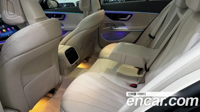Mercedes-Benz E-Class W214 — Фото автомобиля 11