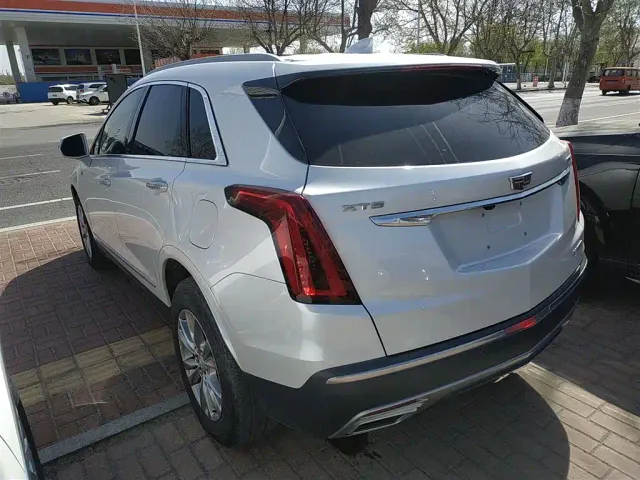 Cadillac XT5 — Фото автомобиля 4