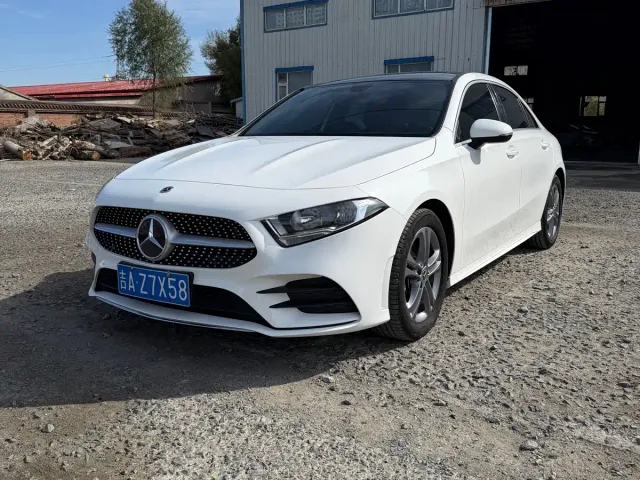 Фотография автомобиля — Mercedes-Benz A-Class