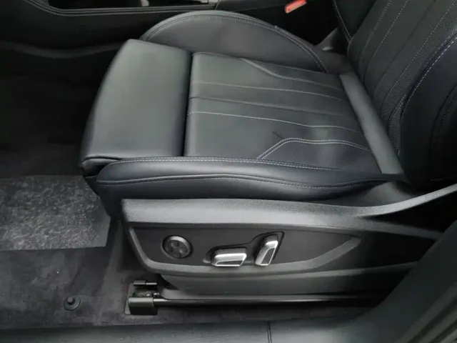 Audi Q5L — Фото автомобиля 20