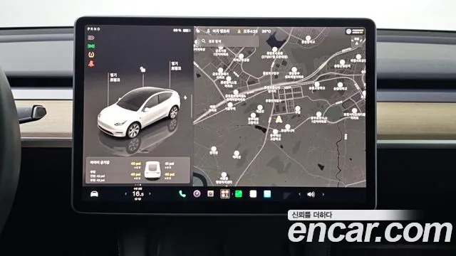 Tesla Model Y — Фото автомобиля 14