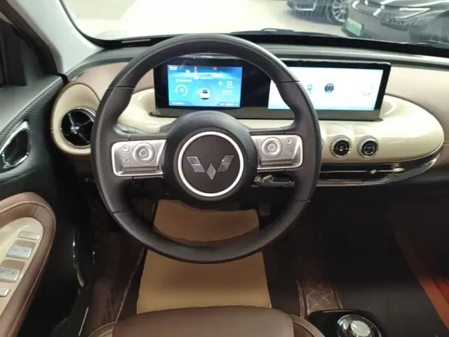Wuling Bingo — Фото автомобиля 10
