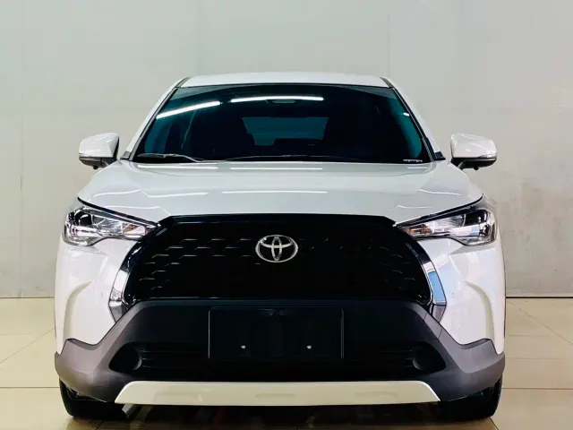 Toyota Corolla Cross — Фото автомобиля 2