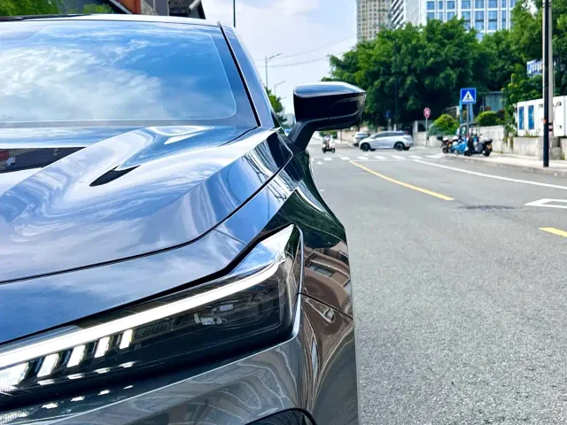 Changan Changan UNI-V 2025 2.0T Sport Version — Фото автомобиля 4