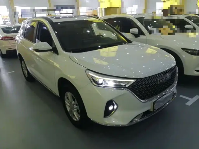 Haval M6 — Фото автомобиля 3