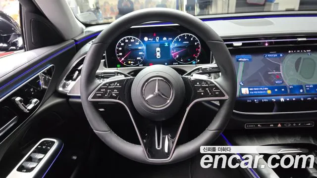 Mercedes-Benz E-Class — Фото автомобиля 13
