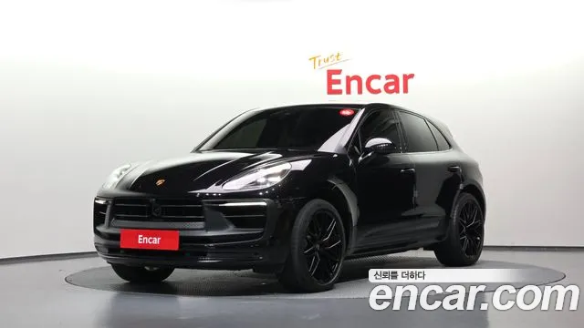Фотография автомобиля — Porsche Macan