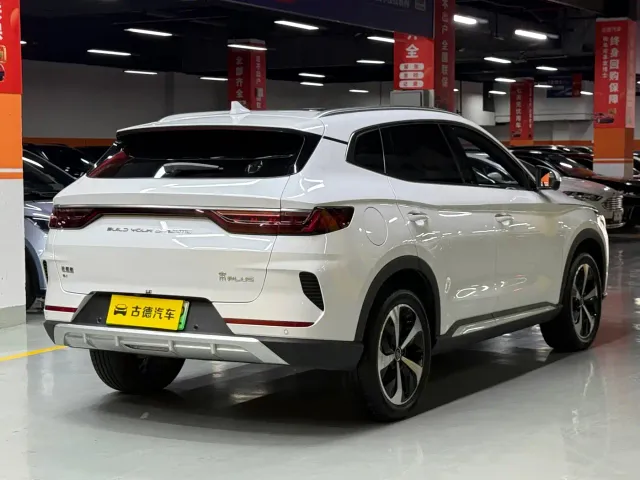 BYD Song PLUS PHEV 2021 EV Flagship — Фото автомобиля 7