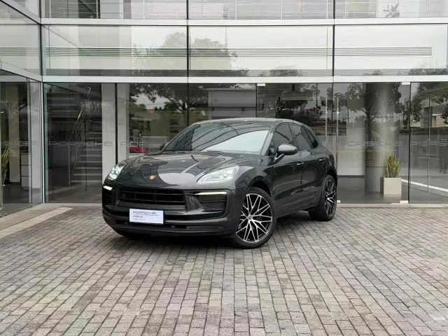 Фотография автомобиля — Porsche Macan