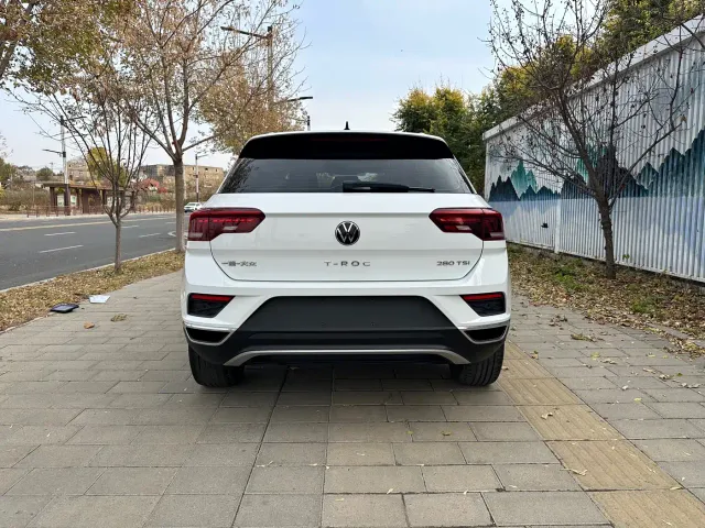 Volkswagen T-Roc — Фото автомобиля 7