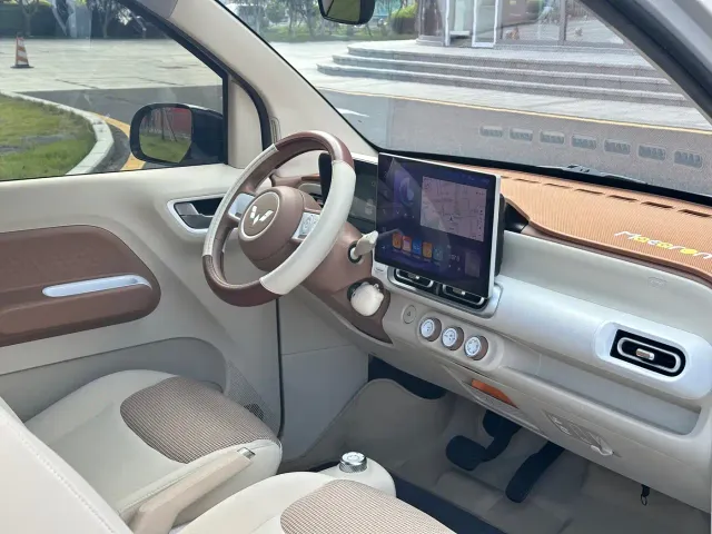 Wuling Hongguang Mini EV — Фото автомобиля 5