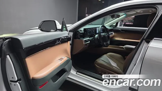 Hyundai Grandeur GN7 — Фото автомобиля 10
