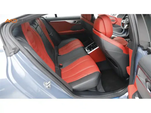 BMW 8 Series — Фото автомобиля 8