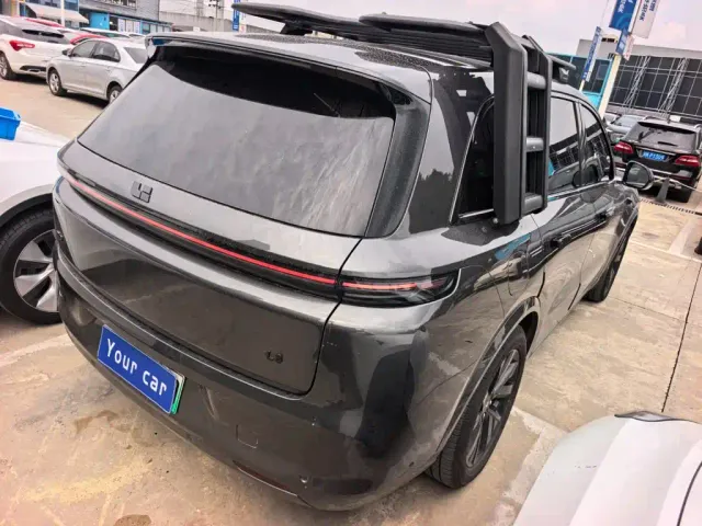 Li Auto L8 — Фото автомобиля 6
