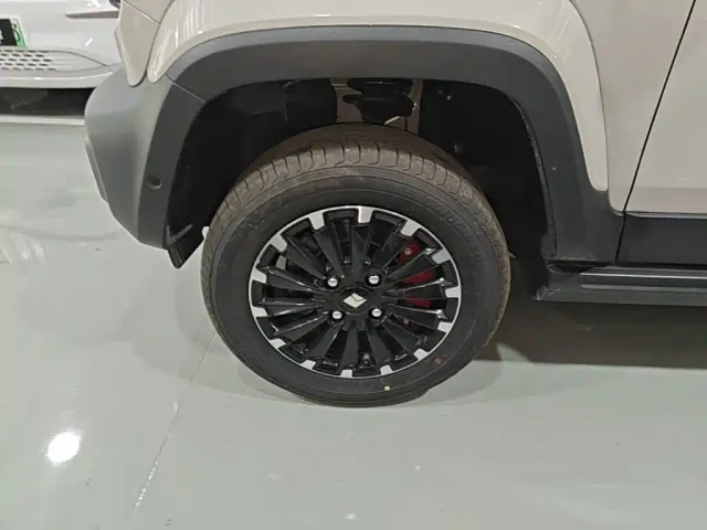 Baojun Yep — Фото автомобиля 22