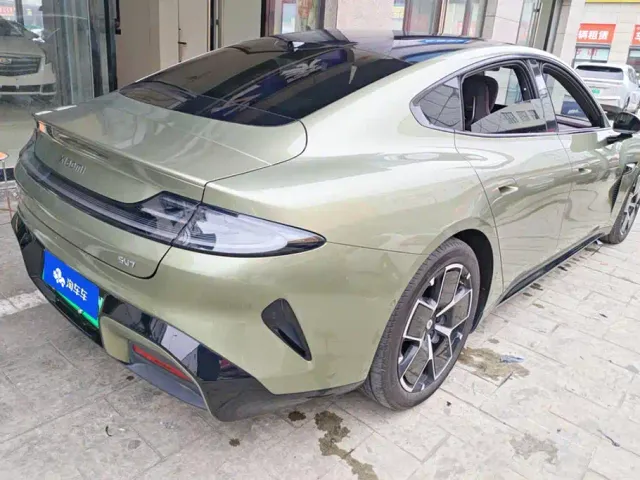Xiaomi SU7 — Фото автомобиля 3