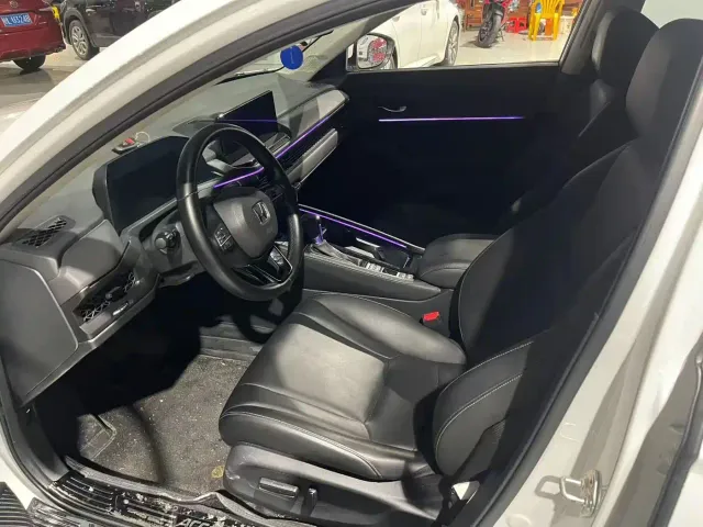 Honda Accord — Фото автомобиля 5