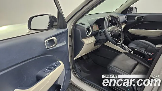 Hyundai Venue Venue 1.6 Premium — Фото автомобиля 11