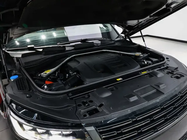 Land Rover Range Rover Sport — Фото автомобиля 23