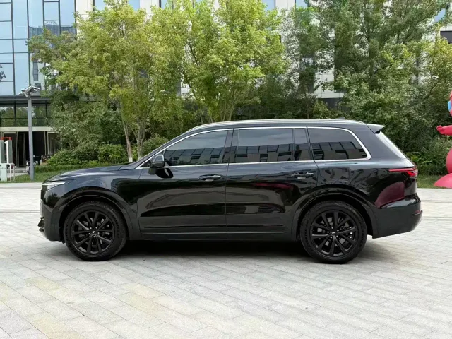 Li Auto ONE — Фото автомобиля 3