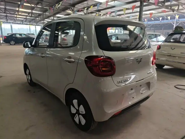 Wuling Hongguang Mini EV — Фото автомобиля 4