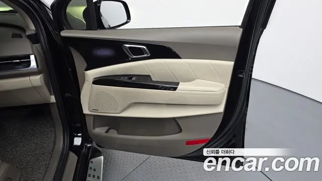 Kia Carnival 4th Gen — Фото автомобиля 13