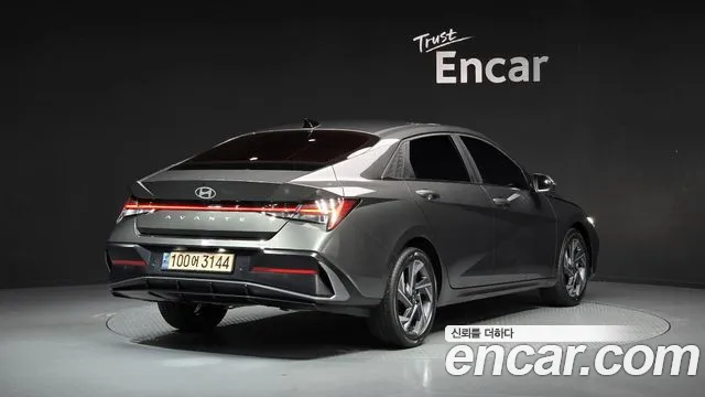 Hyundai AVANTE Новый Avante (CN7) — Фото автомобиля 2