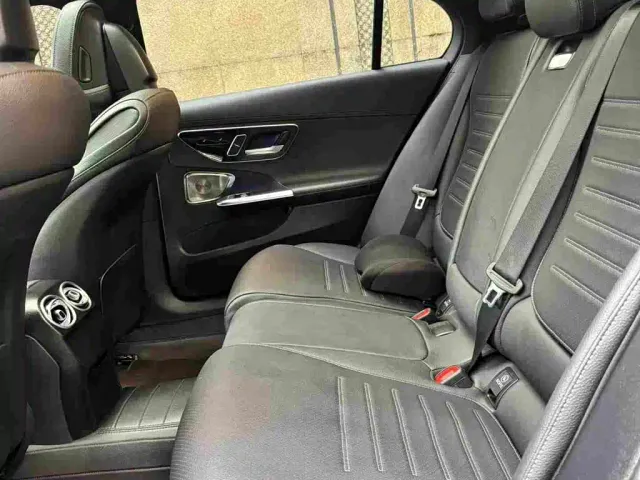 Mercedes-Benz C-Class — Фото автомобиля 10