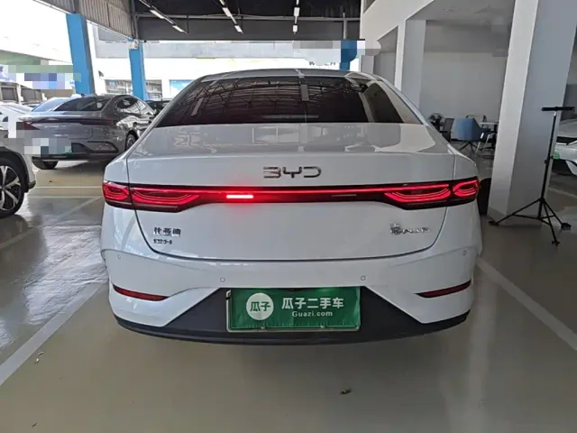 BYD Qin PLUS — Фото автомобиля 5