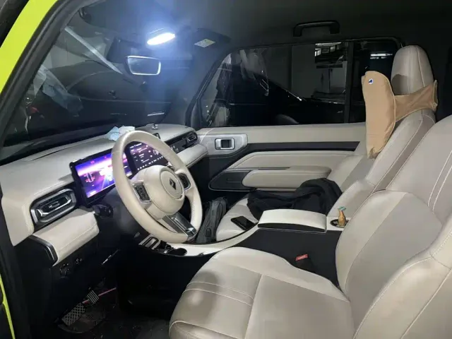 Baojun Yep — Фото автомобиля 16