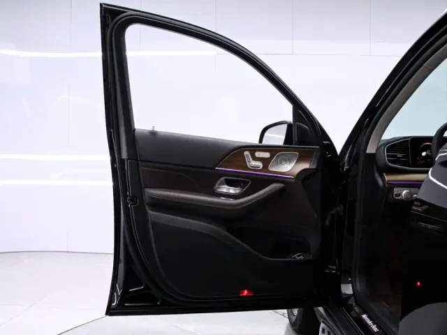 Mercedes-Benz GLE-Class — Фото автомобиля 14