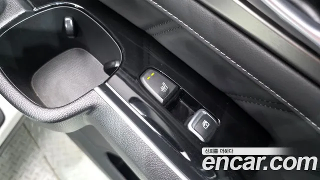 Kia Sorento Sorento 4-е поколение Бензин 2.5T 2WD — Фото автомобиля 25