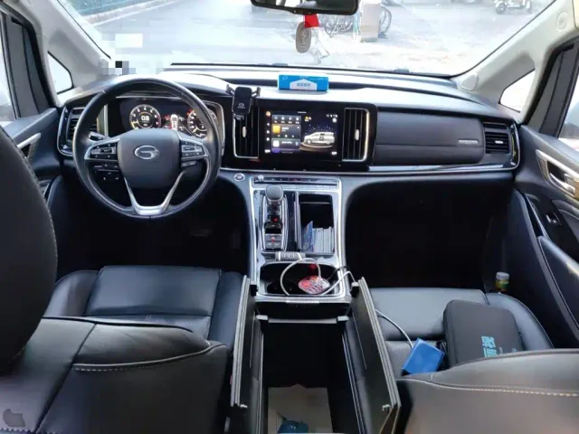 GAC Trumpchi M8 — Фото автомобиля 5